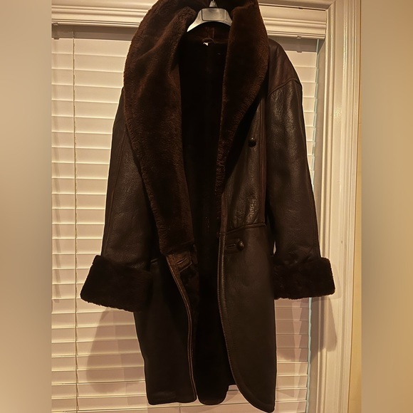 Brown Shearling Leather Vintage Coat - Picture 2 of 11